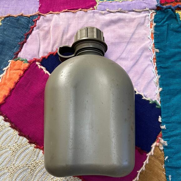 Vintage 1970 Military Water Bottle - Picture 2 of 5